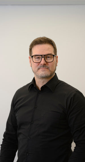 Muotokuva Mikko Tiusasesta, HT-Prokon Oy.